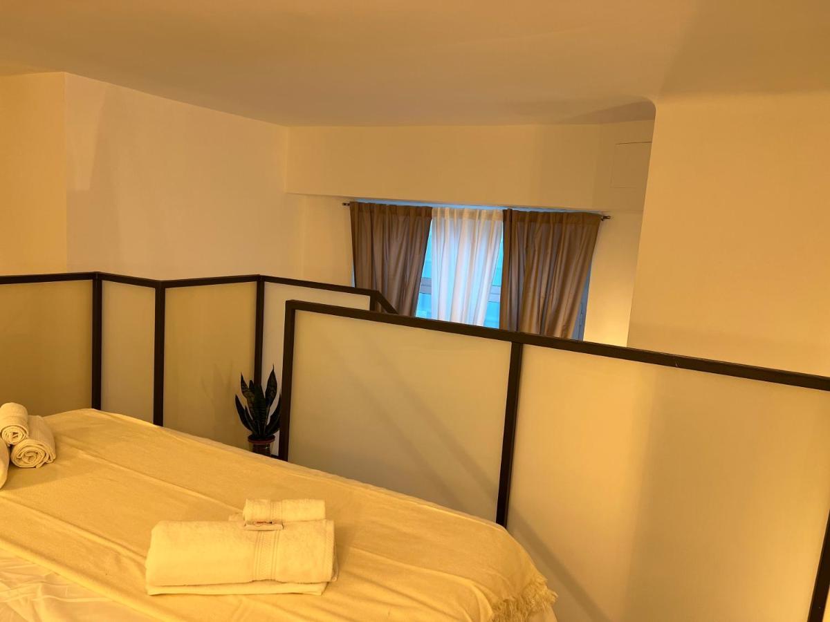 Regina Milano In Porta Romana 2 - Sky Tv, Wifi E Breakfast Box Apartment Bagian luar foto