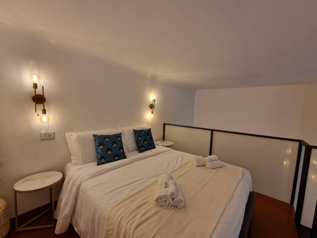 Regina Milano In Porta Romana 2 - Sky Tv, Wifi E Breakfast Box Apartment Bagian luar foto