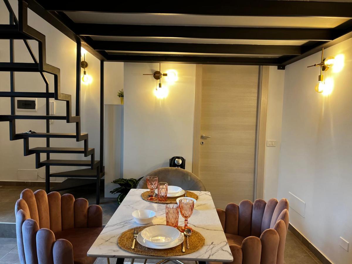 Regina Milano In Porta Romana 2 - Sky Tv, Wifi E Breakfast Box Apartment Bagian luar foto